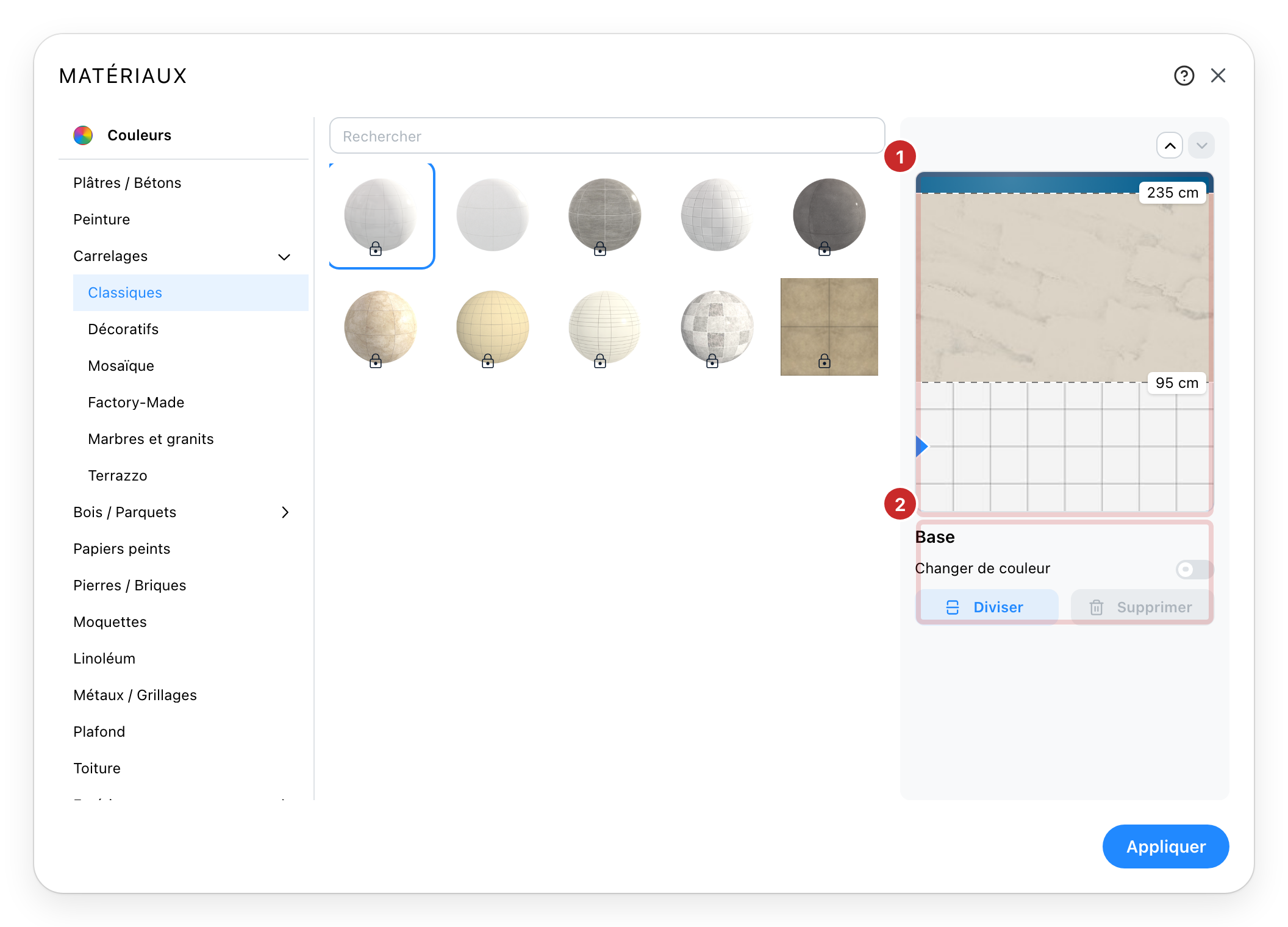 Un mur découpé en bandes, chacune avec son matériau
